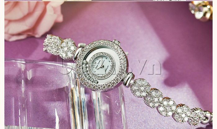 Đồng hồ nữ lắc tay gắn pha lê Royal Crown 5308B/65308
