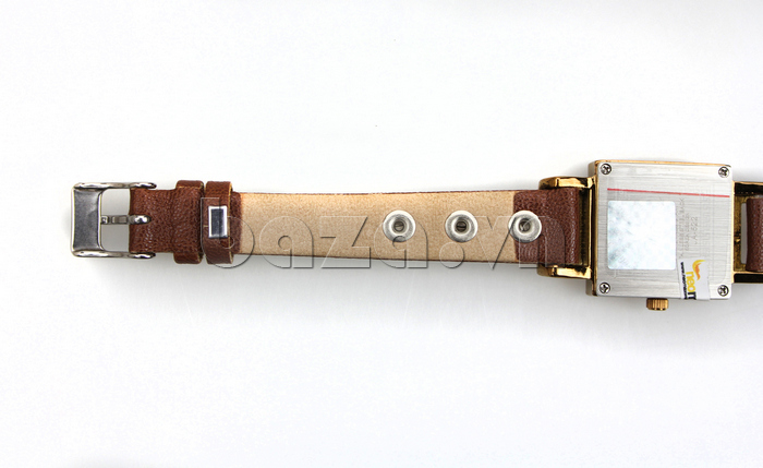 Đồng hồ nữ mặt vuông Julius JA-522 tem chống hàng giả ở đáy sản phẩm 
