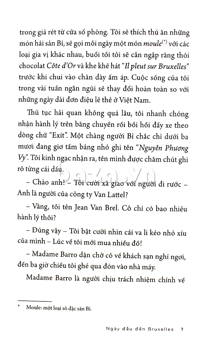 Dương Thụy - Cung đường vàng nắng sách hay dành cho bạn đọc 