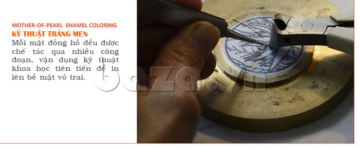Mỗi chiếc đồng hồ đều được chế tác qua nhiều công đoạn, vận dụng kỹ thuật khoa học tiên tiến