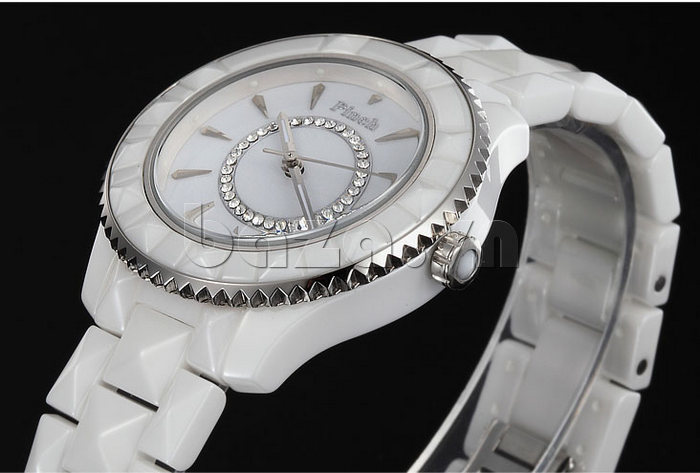 Đồng hồ nữ " Đồng hồ nữ thời trang Pinch 6001 "  phụ kiện thời gian đắt giá
