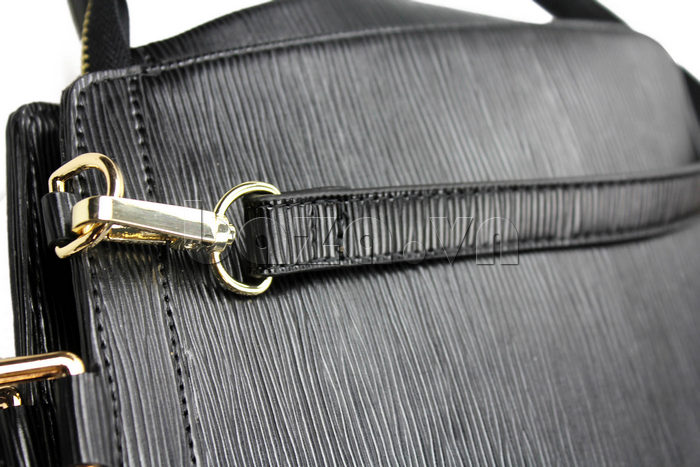Túi xách nữ thời trang Styluk LV001PU móc khóa sáng bóng 