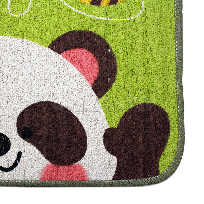 Thảm trải sàn Hello Panda được may viền chắc chắn