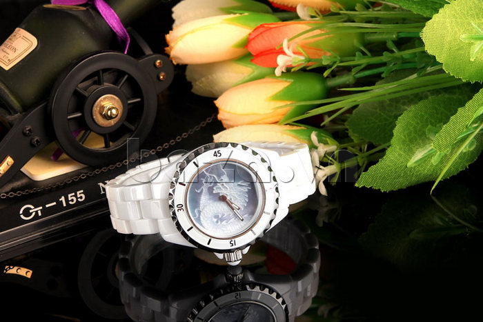 Đồng hồ nam khắc hình rồng Pinch 8005F hoàn hảo