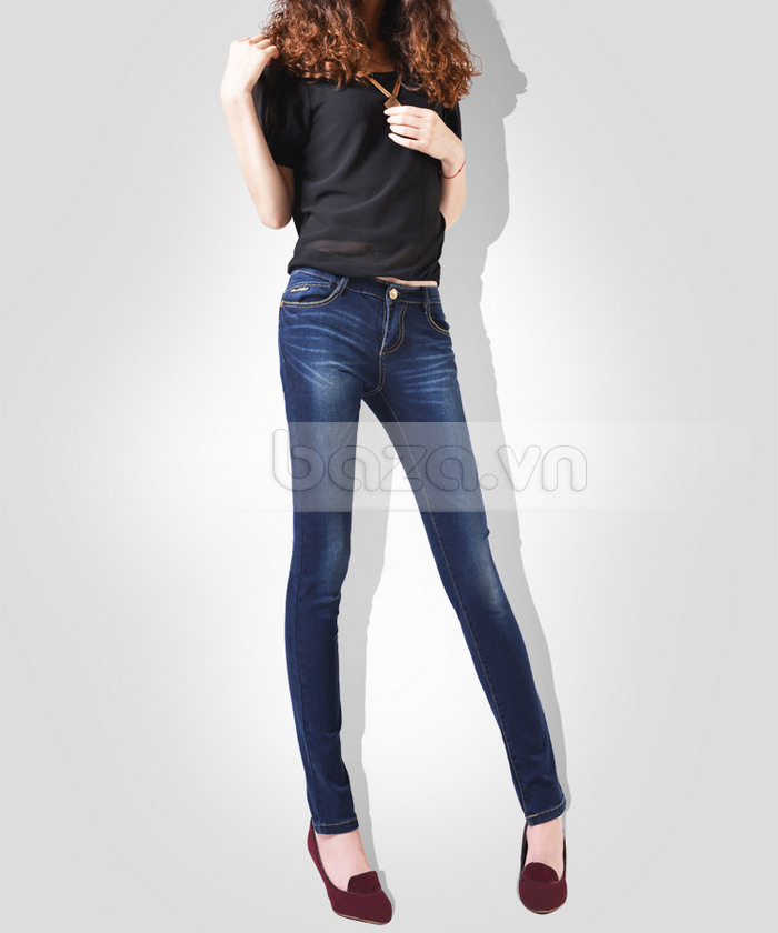 Quần Jeans nữ Bulkish ống đứng mài xước nhẹ kiểu dáng trẻ trung, hoàn hảo