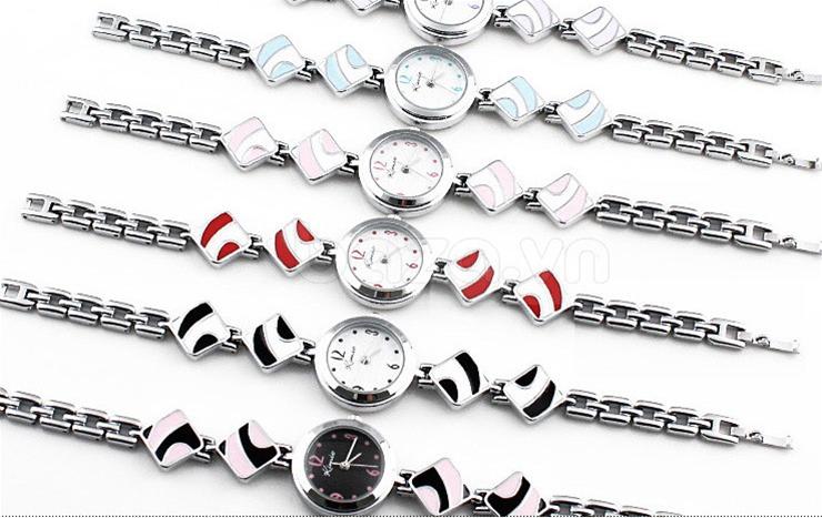 Baza.vn: Đồng hồ thời trang KIMIO ô vuông màu sắc